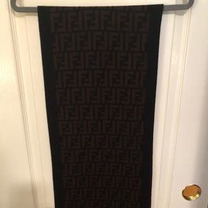 Men’s Fendi scarf